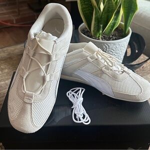 Puma Speedcat Go cream Sneakers never worn brand new